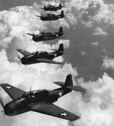 Cinco US Navy TBF Grumman Avenger